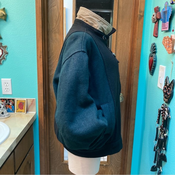 Men’s Vintage Manhattan Bomber Jacket - Picture 4 of 15